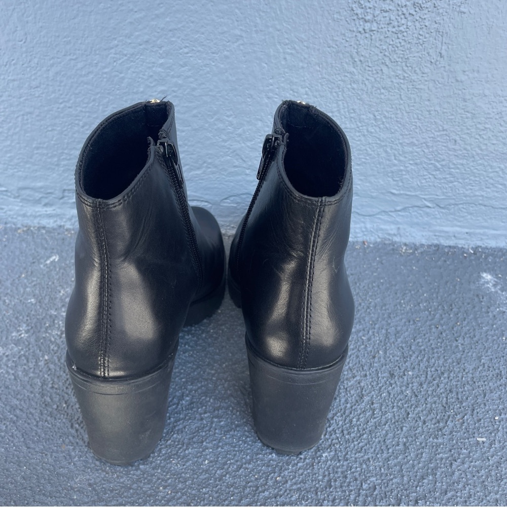 Vagabond black leather o-ring zipper booties 39 - Picture 4 of 7